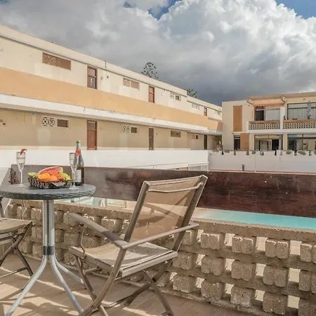 Sunny Luxury Las Americas